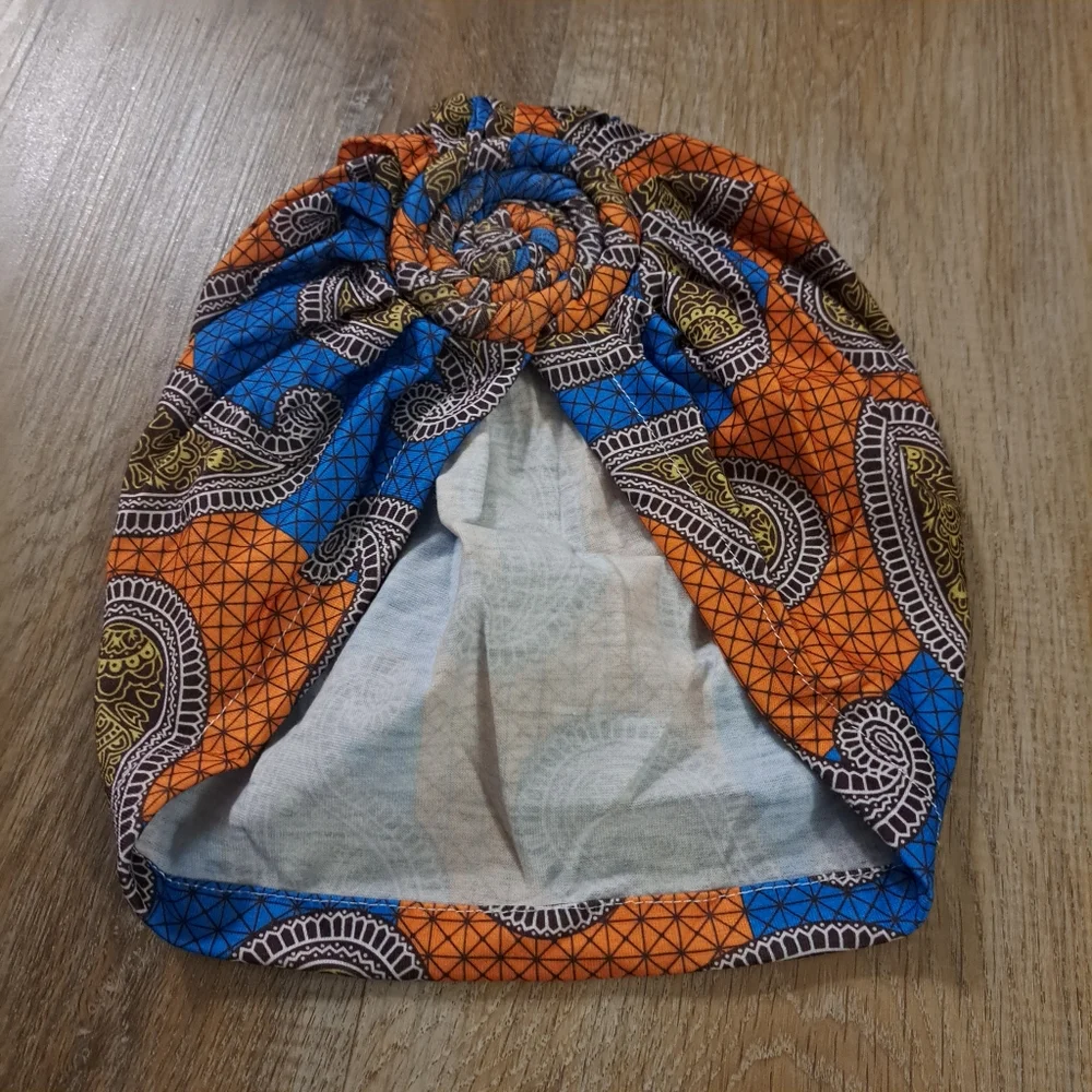 Vibrant Front Knot Patterned Headwrap Headscarf Turban Bandana O/S NWOT
